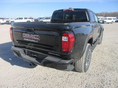 New 2026 GMC Canyon Denali image 5