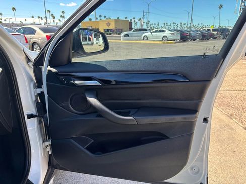 Used 2018 BMW X1 sDrive28i FWD image 23