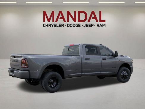 New 2026 RAM 3500 Big Horn AWD/4WD image 4