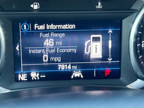 Used 2024 GMC Terrain SLE w/ Driver Convenience Package image 12