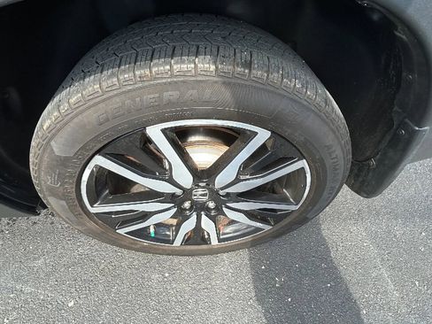 Used 2019 Honda Pilot Touring image 51