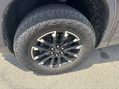 Used 2024 Chevrolet Traverse Z71 w/ LPO, Floor Liner Package AWD/4WD image 12