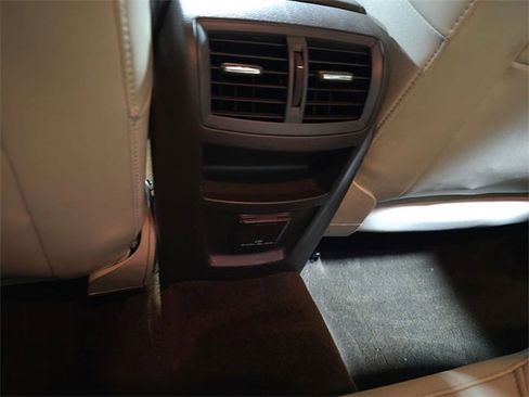 Certified 2013 Buick Regal Premium image 25