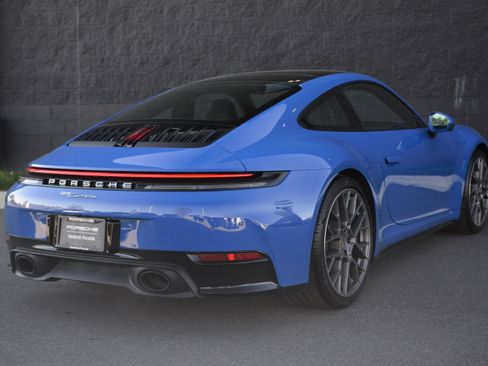 Certified 2025 Porsche 911 Carrera S image 7