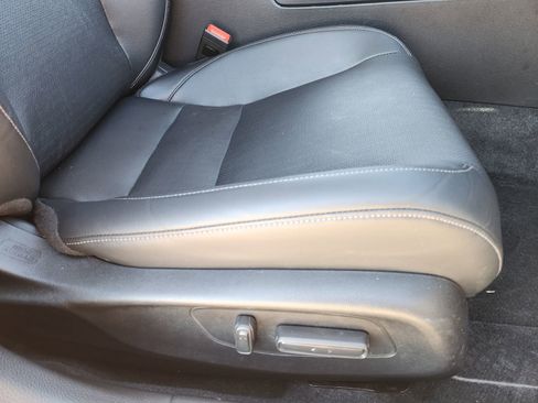 Used 2022 Honda Civic Touring image 28