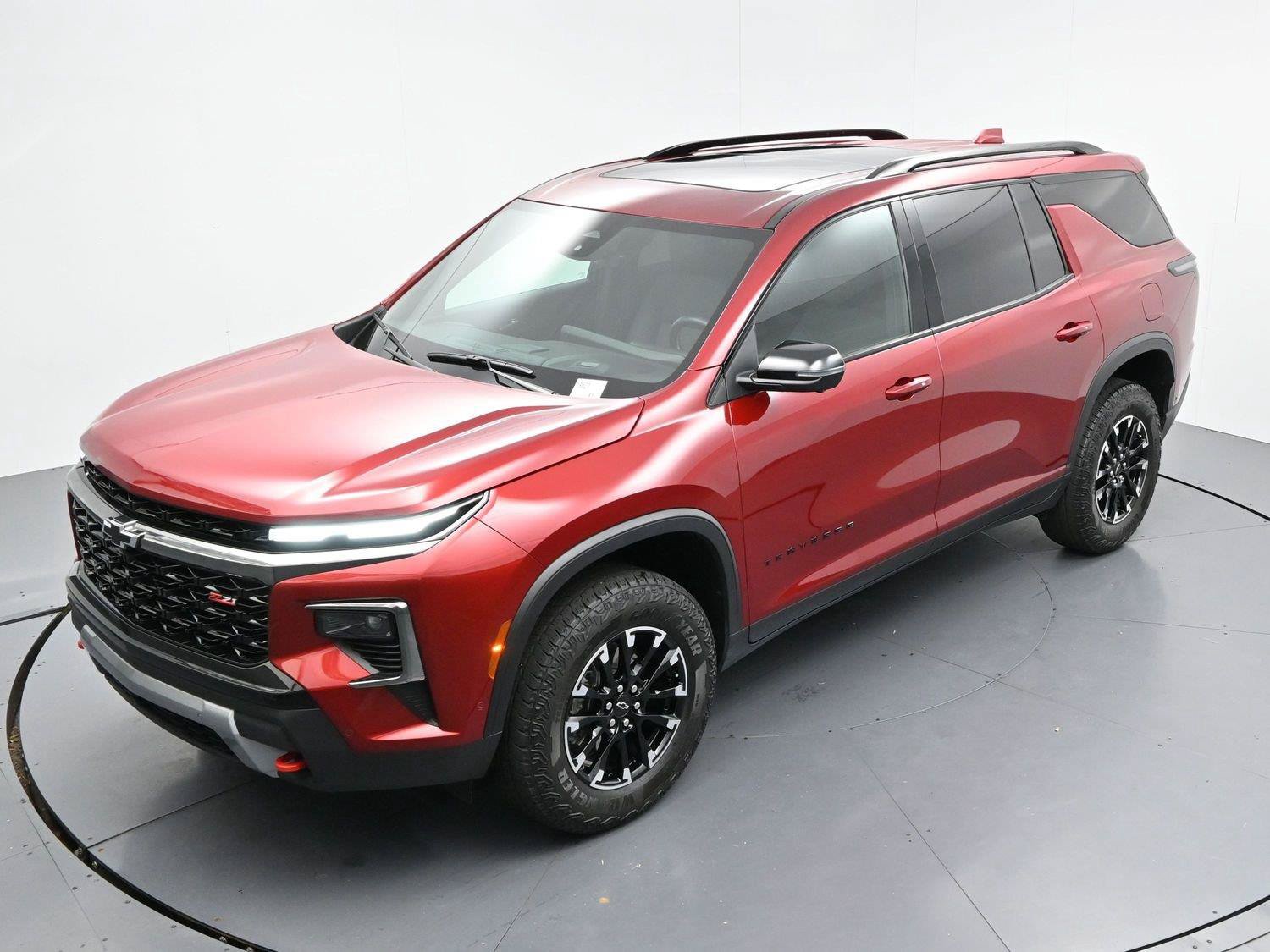 Used 2024 Chevrolet Traverse Z71 w/ Enhanced Driving Package AWD/4WD image 37