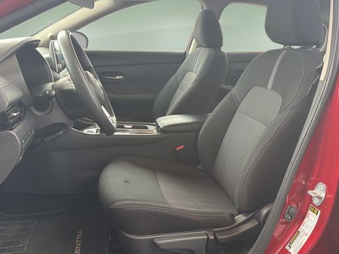 Certified 2024 Nissan Sentra SV FWD image 17