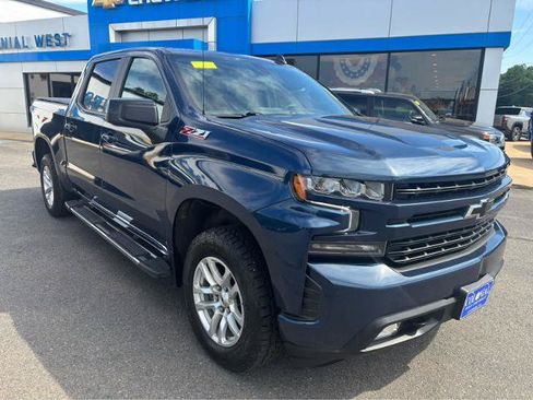 Used 2021 Chevrolet Silverado 1500 RST w/ Z71 Off-Road Package AWD/4WD image 13