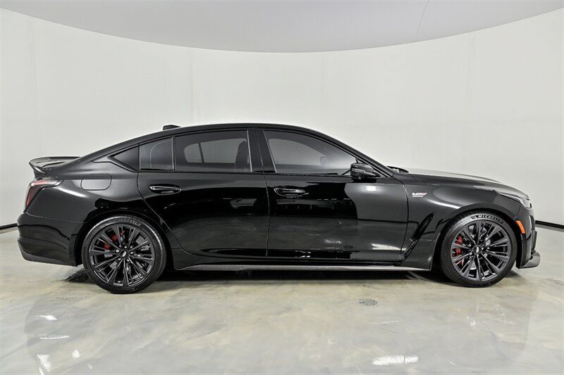 Used 2024 Cadillac CT5 V Blackwing w/ Carbon Fiber Package 2 RWD image 11