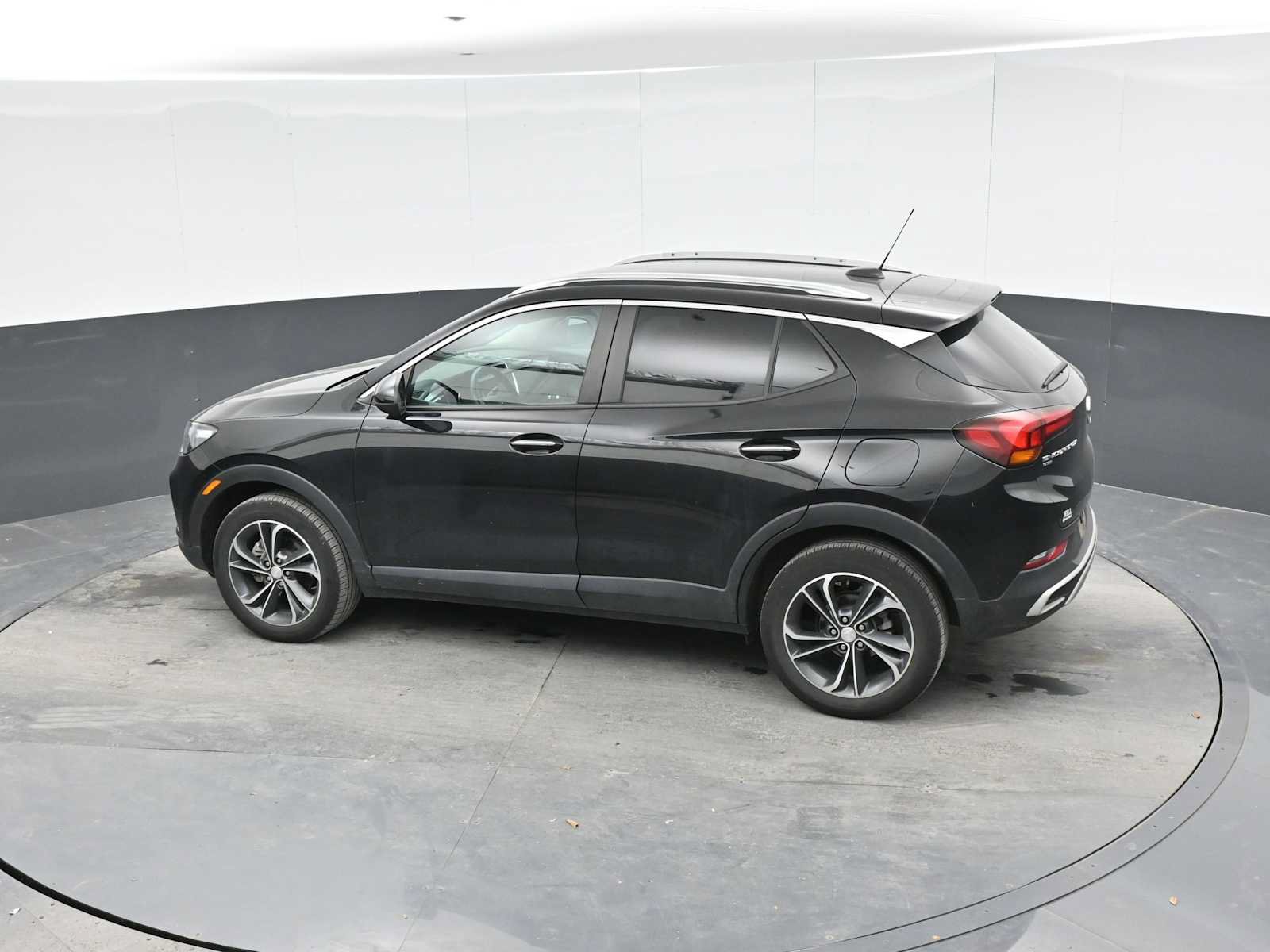 Used 2023 Buick Encore GX Select w/ Safety Package II AWD/4WD image 13