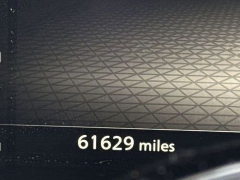 Used 2021 Nissan Rogue Platinum image 15