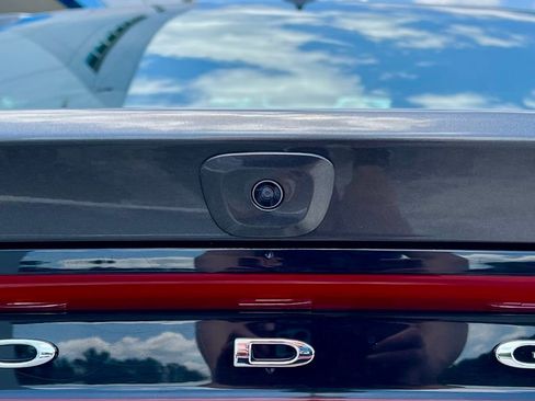 Used 2023 Dodge Charger SXT image 6