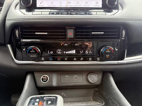 Used 2023 Nissan Rogue SL w/ SL Premium Package AWD/4WD image 14