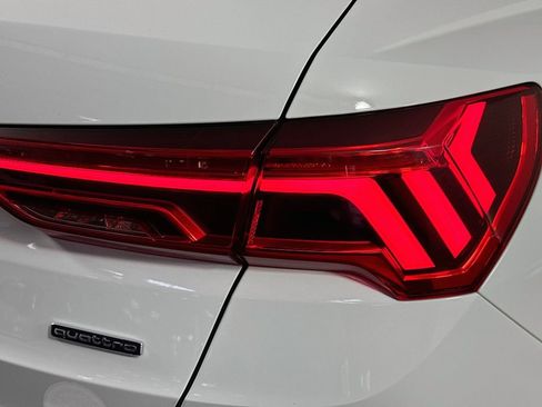 Used 2022 Audi Q3 2.0T Premium Plus w/ Premium Plus Package AWD/4WD image 36