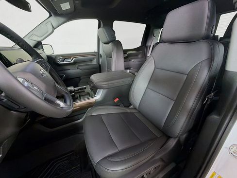 New 2026 Chevrolet Silverado 1500 RST AWD/4WD image 11