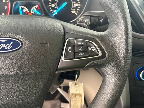 Used 2017 Ford Escape SE AWD/4WD image 10