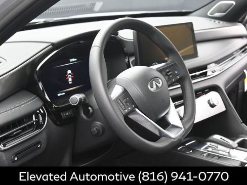 Certified 2025 INFINITI QX60 Luxe w/ Black Edition AWD/4WD image 18