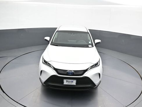 Certified 2024 Toyota Venza LE image 34