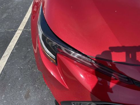 Used 2021 Toyota Corolla XLE image 8