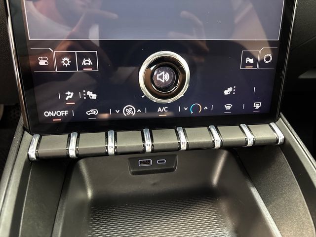 Used 2026 GMC Terrain Elevation FWD image 13