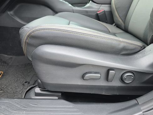 Used 2025 Subaru Outback Wilderness AWD/4WD image 30