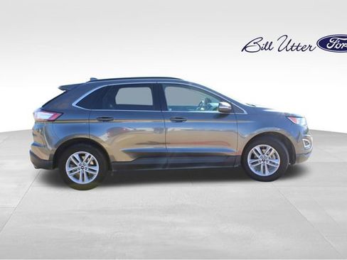 Used 2018 Ford Edge SEL image 4