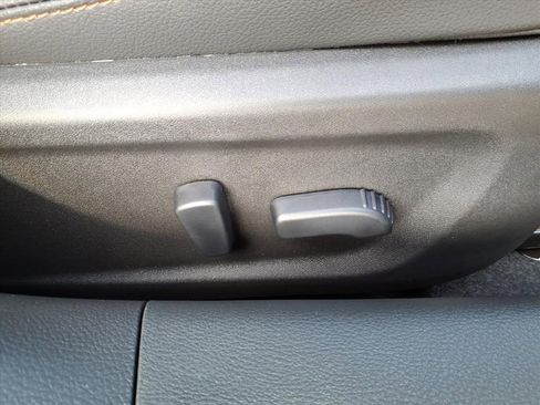 New 2025 Nissan Altima 2.5 SR image 8