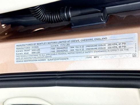 New 2026 Bentley Bentayga image 34