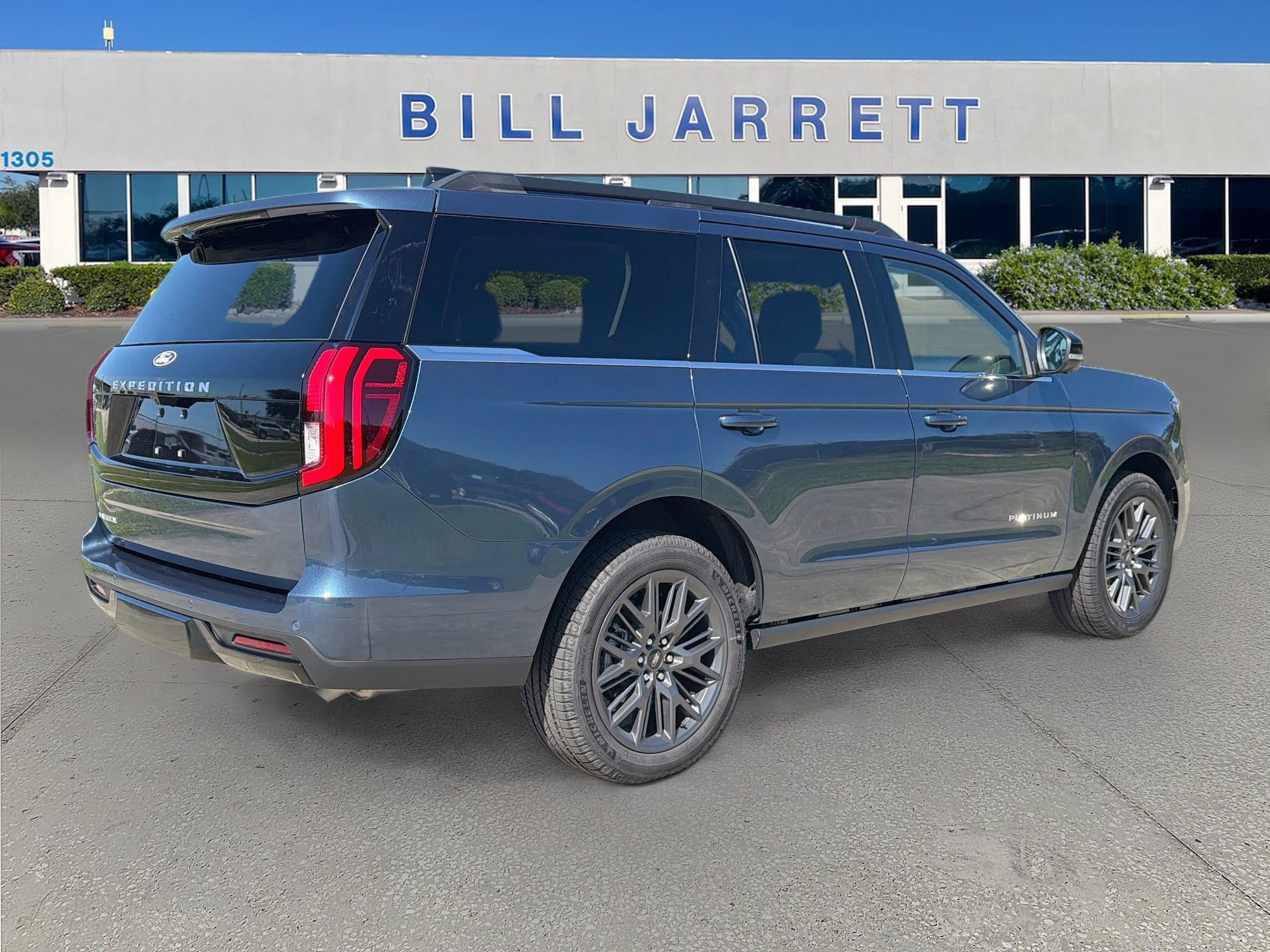 New 2027 Ford Expedition Platinum w/ Driver's Package AWD/4WD image 4
