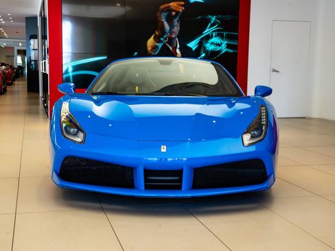 Certified 2017 Ferrari 488 Spider RWD image 2