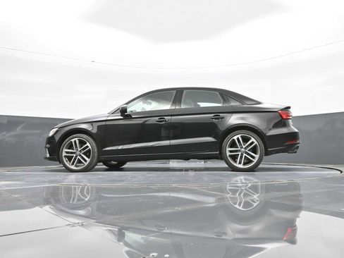Used 2018 Audi A3 2.0T Premium image 35