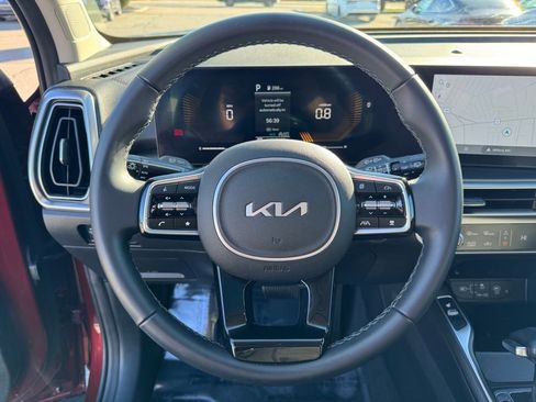 Used 2024 Kia Sorento S w/ Panoramic Sunroof Package image 22