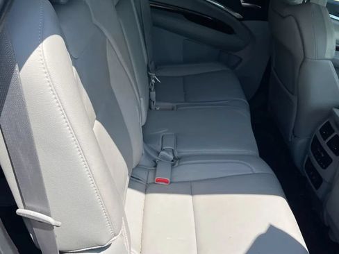 Used 2018 Acura MDX SH-AWD image 13