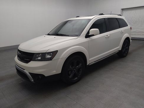Used 2020 Dodge Journey Crossroad w/ Popular Equipment Group image 2