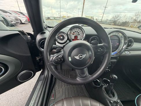 Used 2014 MINI Cooper S image 9