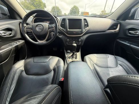 Used 2016 Jeep Cherokee Limited AWD/4WD image 14