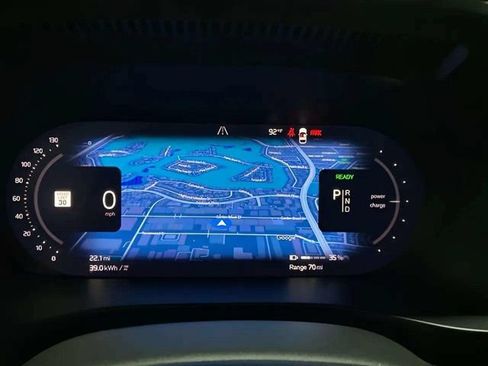 Used 2023 Volvo XC40 Recharge Ultimate AWD/4WD image 10