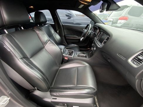 Used 2016 Dodge Charger R/T w/ Plus Group image 3