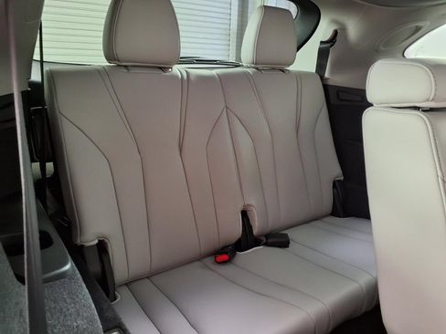 Used 2025 Acura MDX w/ Technology Package AWD/4WD image 14