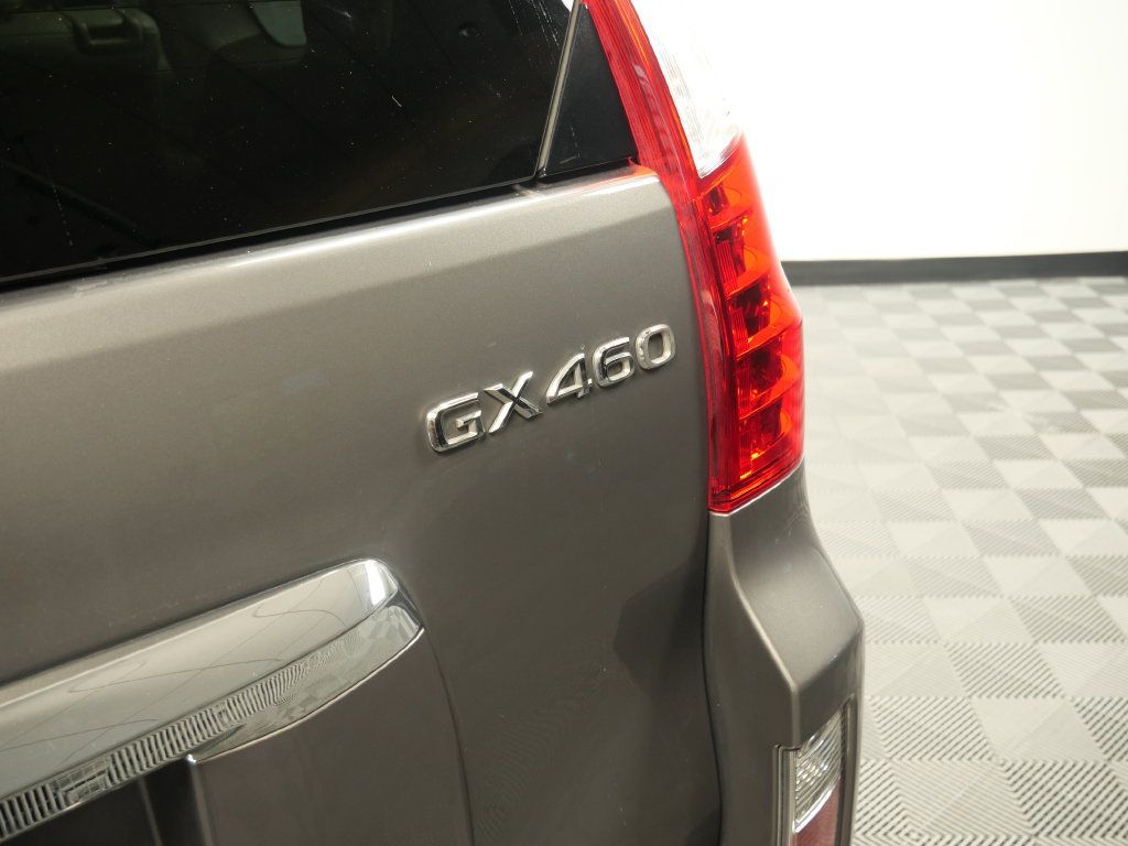 Used 2013 Lexus GX 460 Premium AWD/4WD image 9