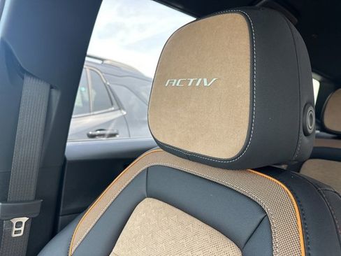 New 2025 Chevrolet Equinox ACTIV w/ Safety and Technology Package image 15