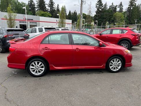 Used 2010 Toyota Corolla S FWD image 3
