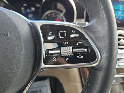 Certified 2021 Mercedes-Benz GLC 300 image 20