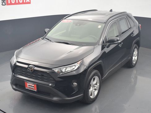 Used 2019 Toyota RAV4 XLE w/ Convenience Package AWD/4WD image 25