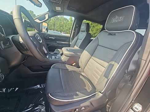 New 2025 GMC Sierra 2500 AT4X w/ AT4X AEV Edition image 14