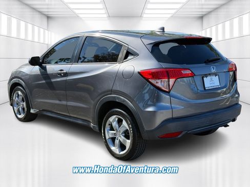 Certified 2018 Honda HR-V LX image 4