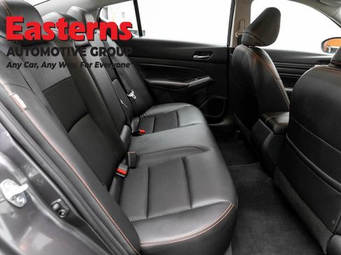 Used 2022 Nissan Altima 2.5 SR FWD image 23