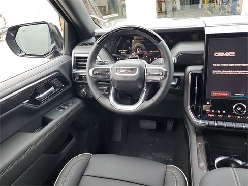 New 2026 GMC Yukon XL Elevation image 13