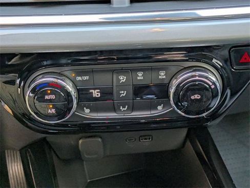 New 2026 Chevrolet Trax LT image 20