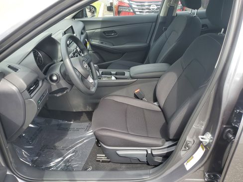 New 2025 Nissan Sentra S image 12